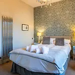 The Boundary * Windermere